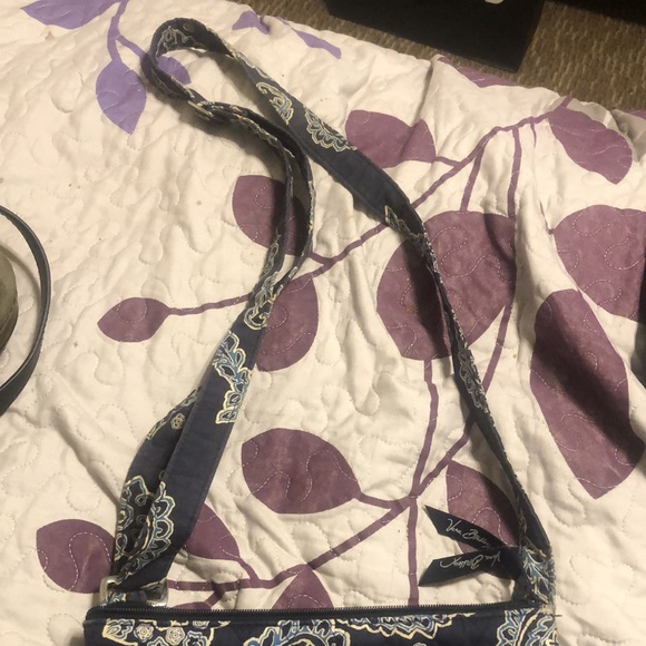 Vera Bradley Crossbody - Picture 5 of 5